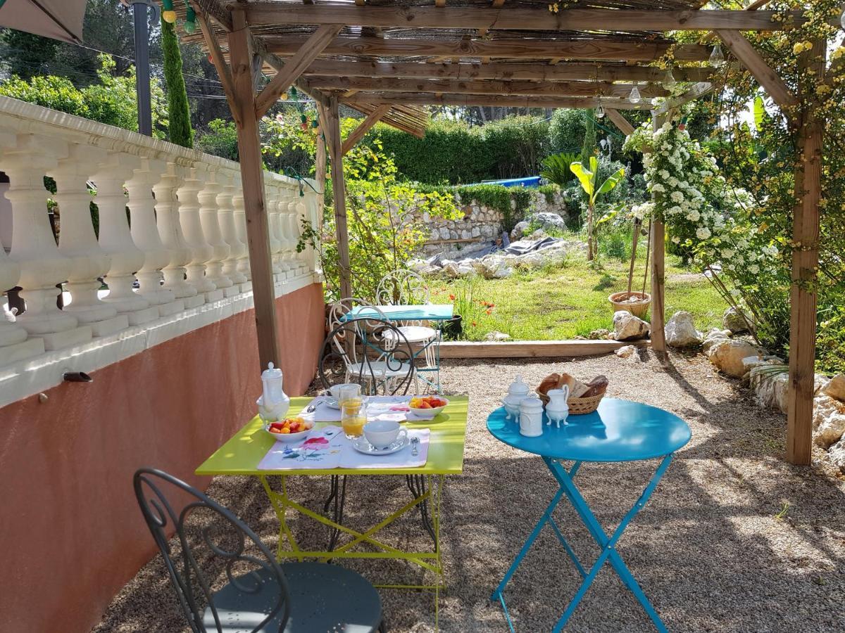 Mas D'Azur Roquefort Les Pins Exterior foto